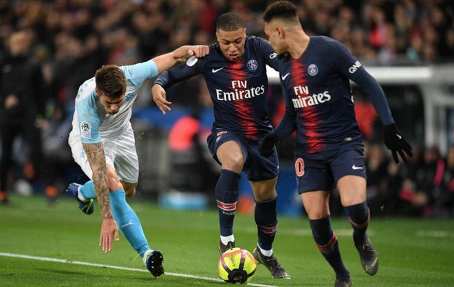 马背上的共生：马术里的优雅与默契