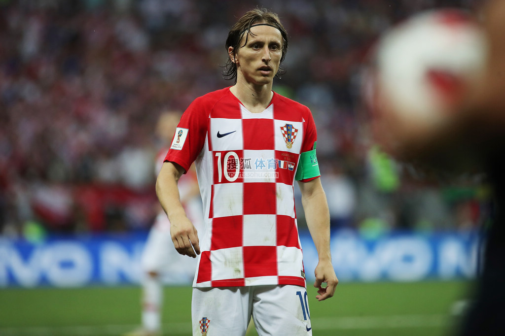 伦纳德24中15空砍赛季新高39分，仍未能带队取胜